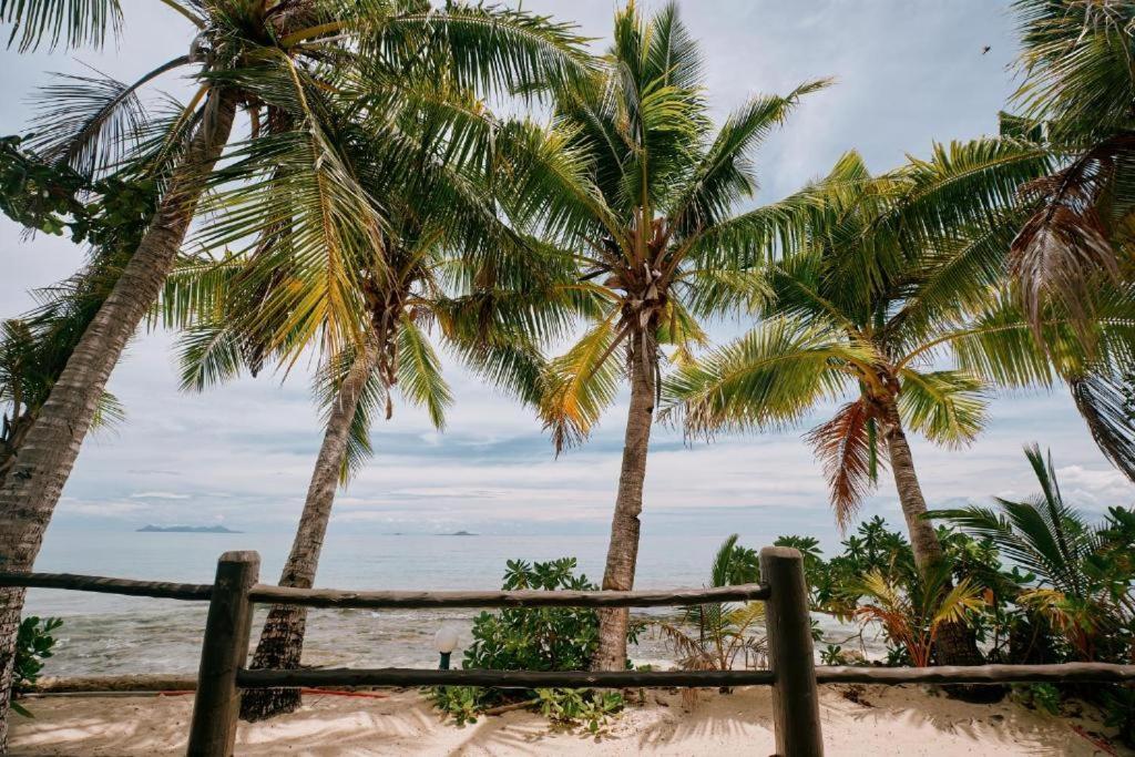 Beachcomber Island Resort Rom bilde